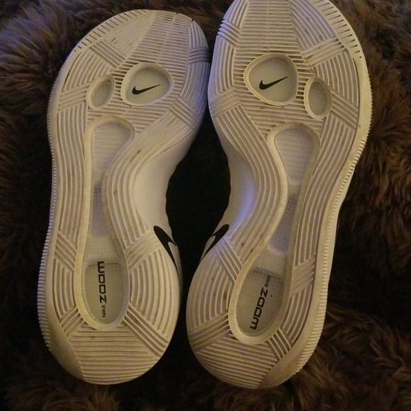 Women's Nike Hyper dunks - Picture 2 of 3